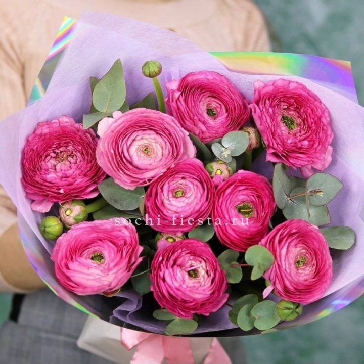 Ранункулюсы с эвкалиптом №2 в Чебоксарах