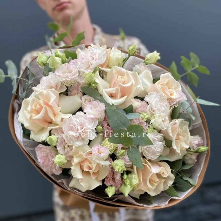  Букет кремовых роз "Мокко" в Чебоксарах