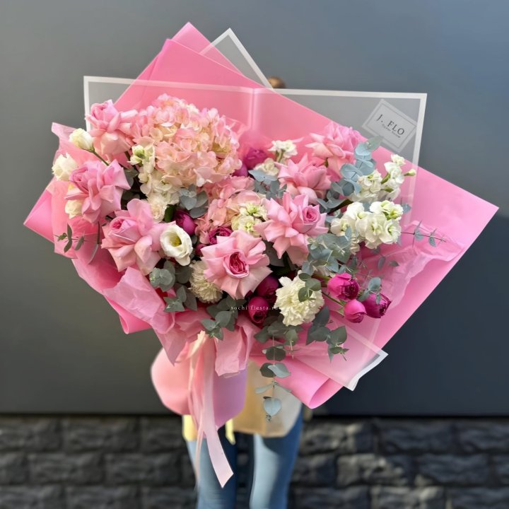 Дизайнерский букет №25 в Чебоксарах