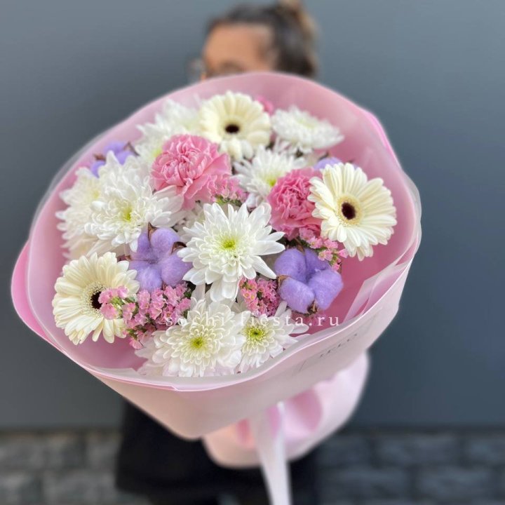 Букет цветов "Пинк спринг" в Чебоксарах
