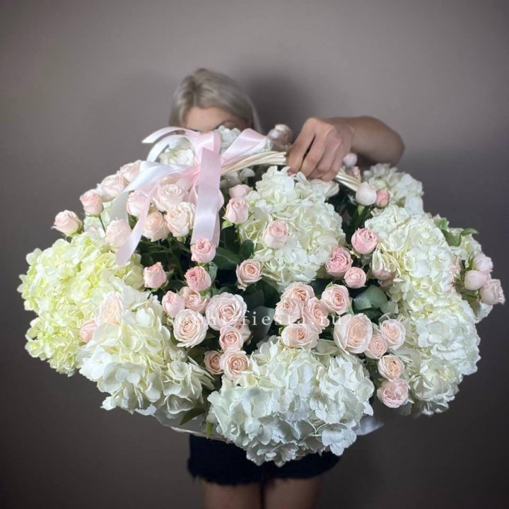 Корзина "Бонбина" в Чебоксарах