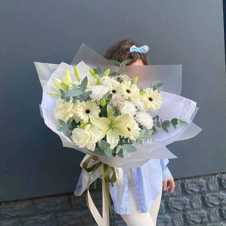 Букет с лилией и герберой в Чебоксарах