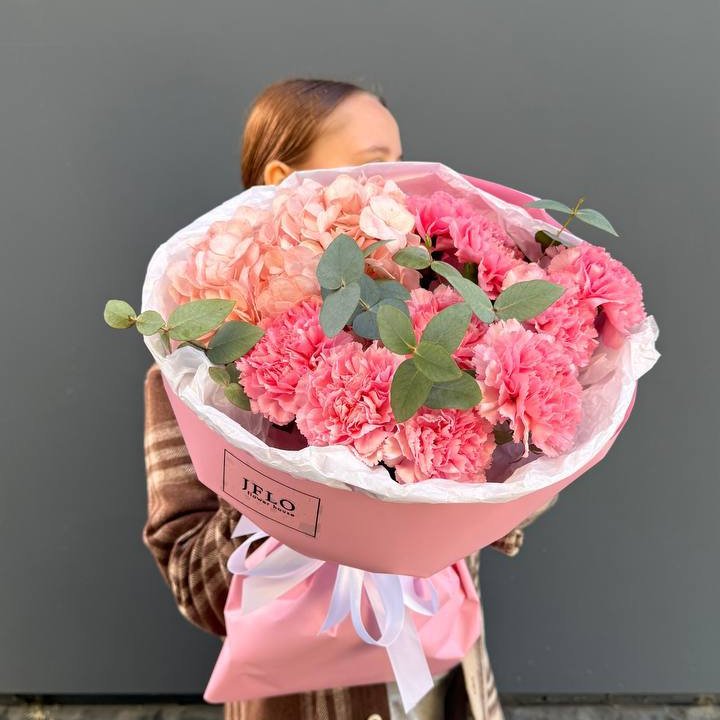 Дуо диантусы и гортензия в Чебоксарах