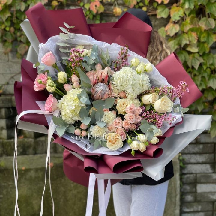 Авторский букет с протеей №1 в Чебоксарах