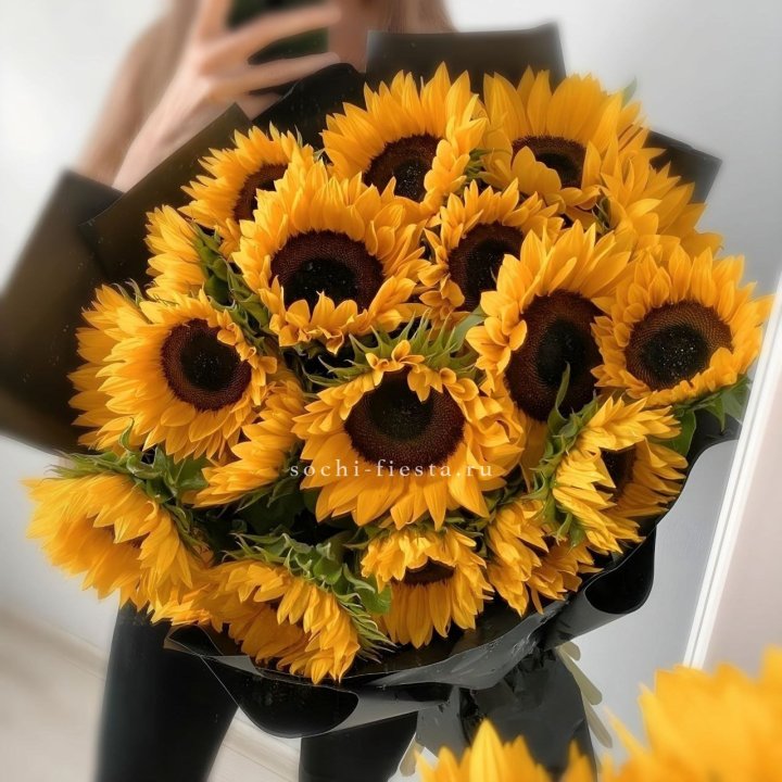 Букет подсолнухов "Гига" в Чебоксарах