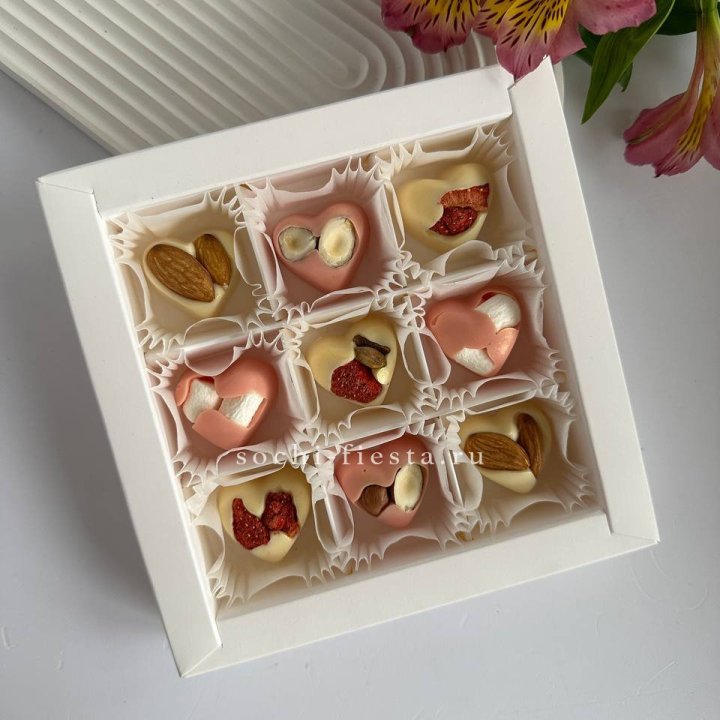 Набор конфет из бельгийского шоколада Сердца в Чебоксарах