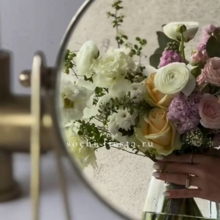 Цветочная подписка "Пакет средний" в Чебоксарах