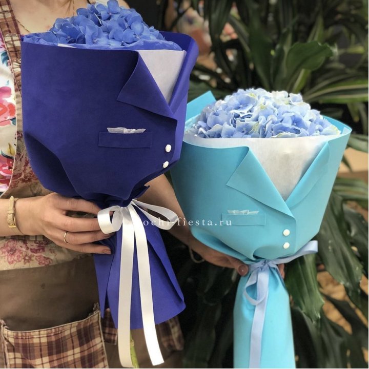 Букет с гортензией с пиджаком в Чебоксарах