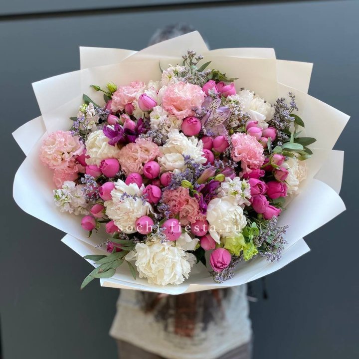 Дизайнерский букет №10 в Чебоксарах