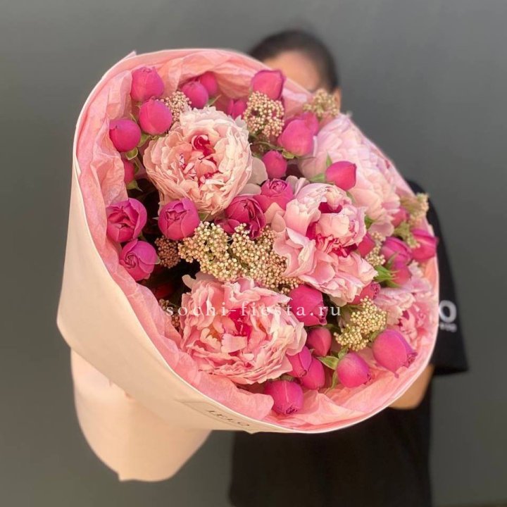  Букет с пионами "Преференс" в Чебоксарах