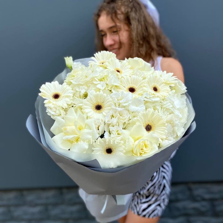  Букет "Вайт люксур" в Чебоксарах