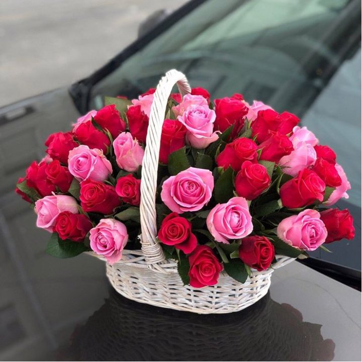 Корзина с розами  в Чебоксарах