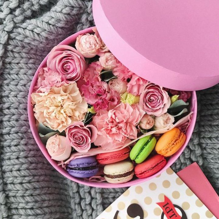 Цветочный бокс пинк в Чебоксарах