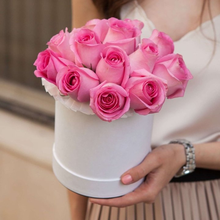 15 роз в боксе Кэтрин в Чебоксарах