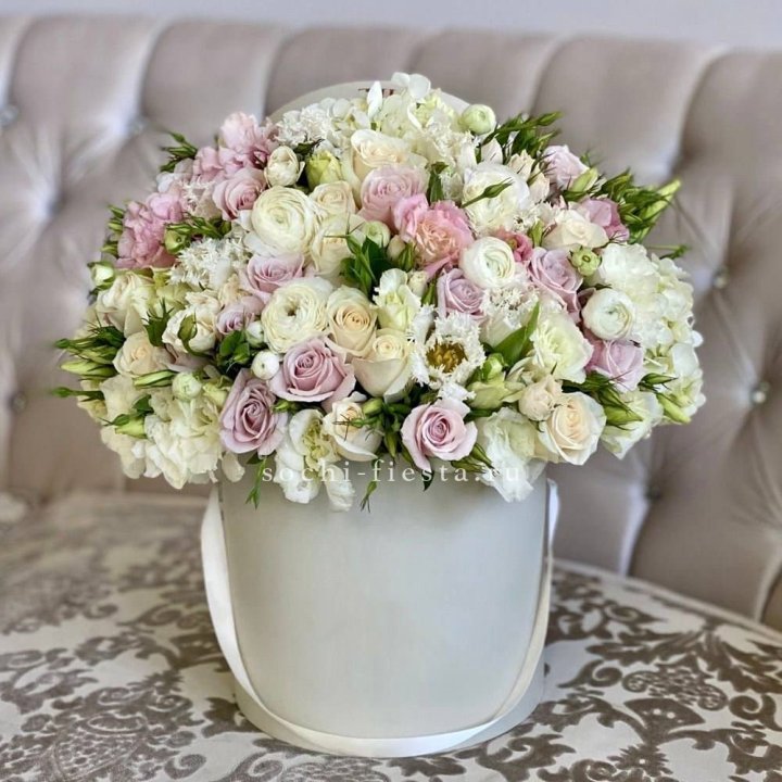 Цветочный бокс "Ловинг" в Чебоксарах