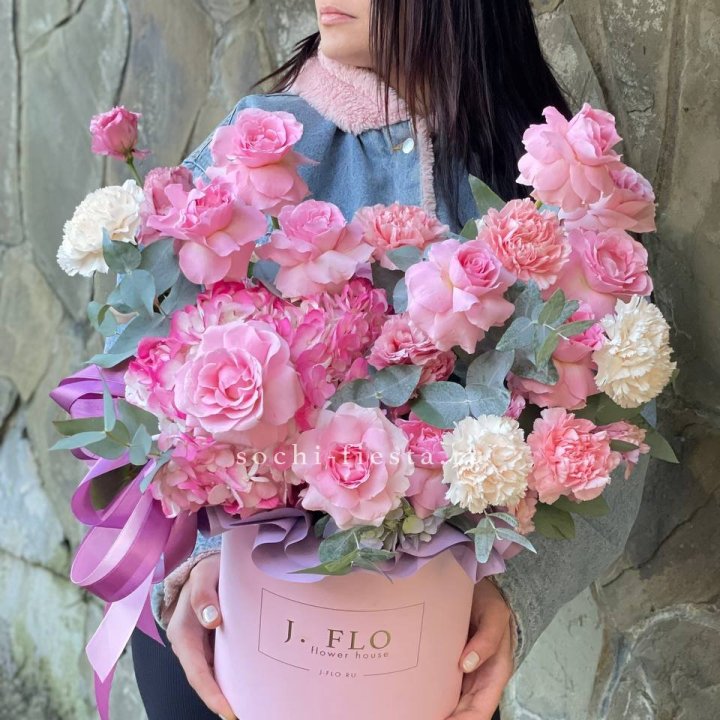 Цветочный бокс "Эсмиральда" в Чебоксарах