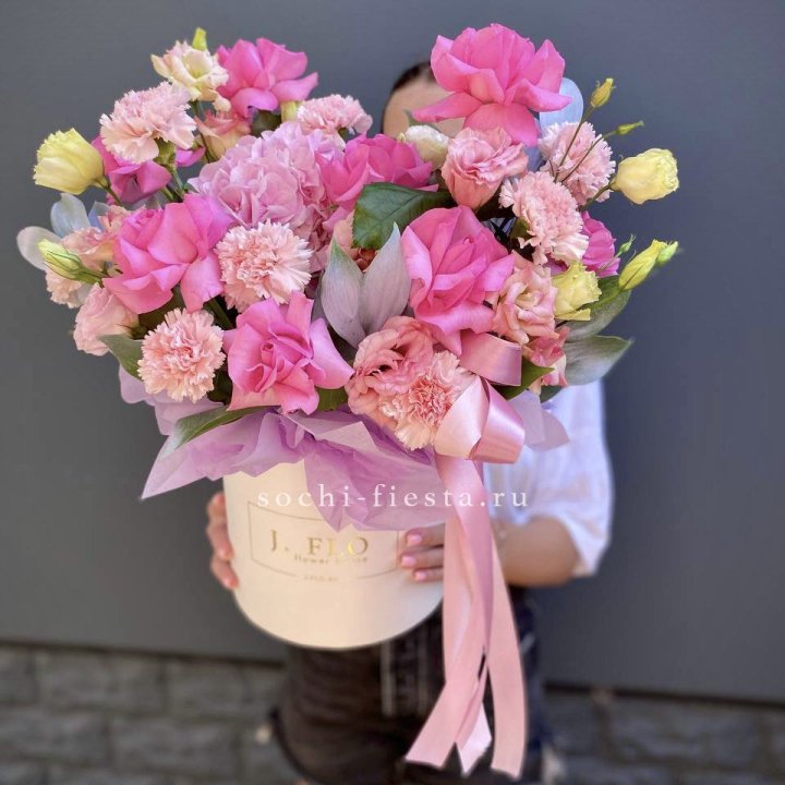 Цветочный бокс "Сальма" в Чебоксарах