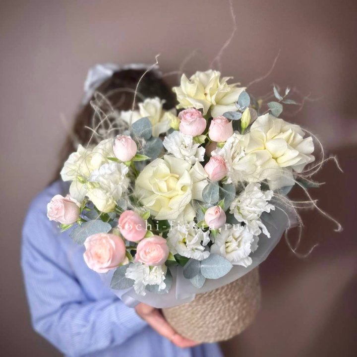 Авторский бокс "Милена" в джутовом кашпо в Чебоксарах