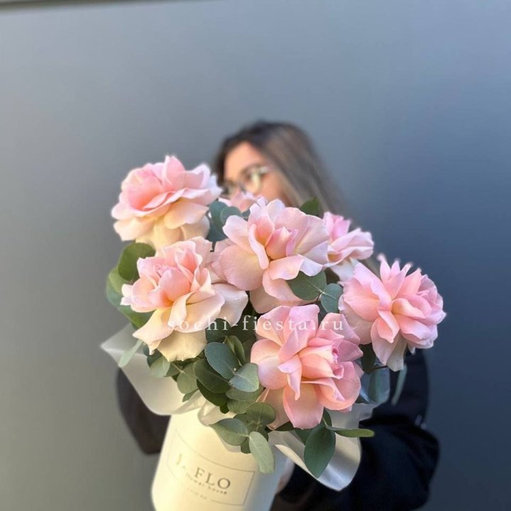 Французские роз в боксе в Чебоксарах