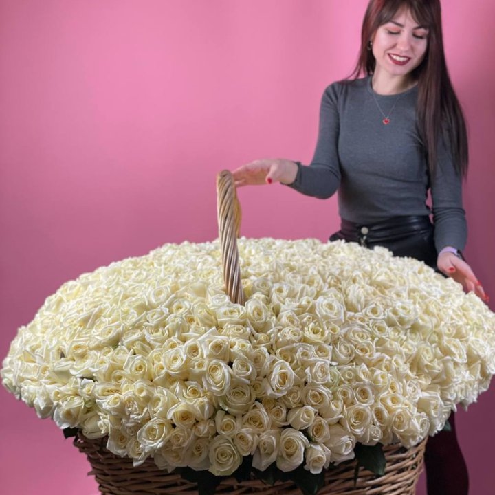 1001 белая роза в Чебоксарах