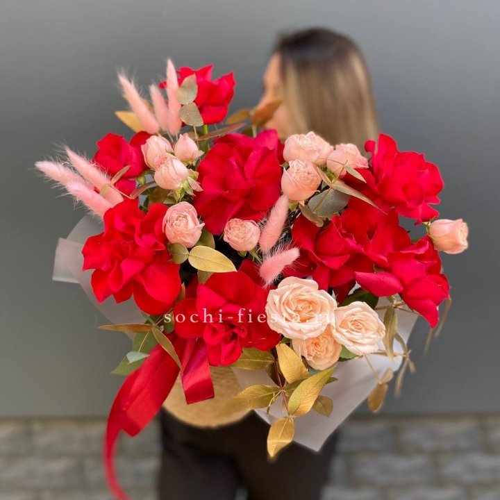 Джутовое кашпо "Любовь Лолиты" в Чебоксарах