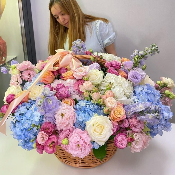 Авторская корзина "Экстра" в Чебоксарах