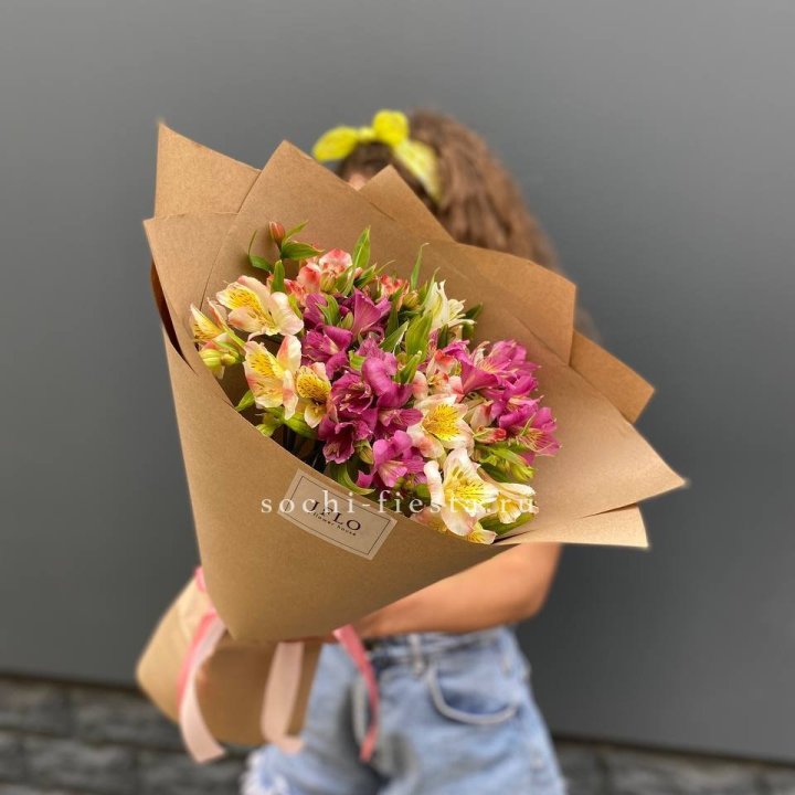 Альстромерии в крафте в Чебоксарах