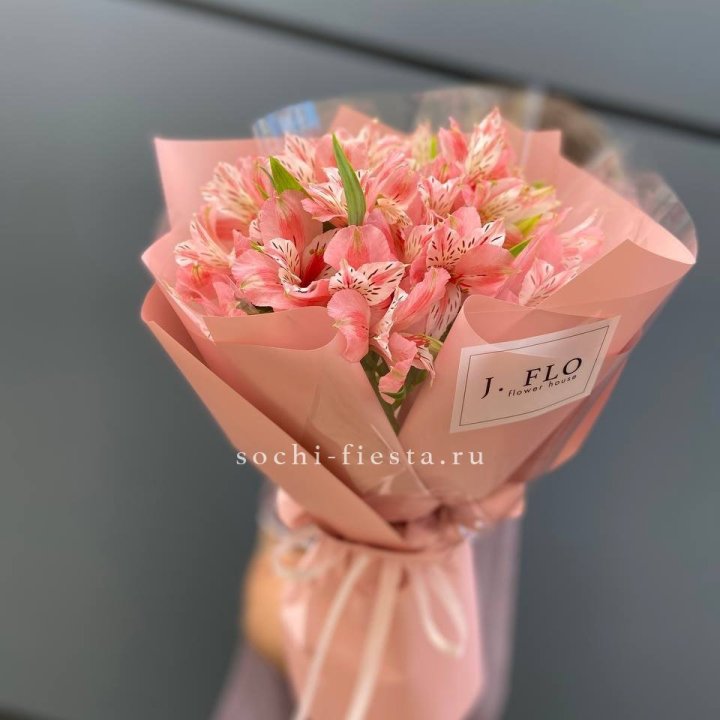 Букет альстромерий розовых в Чебоксарах