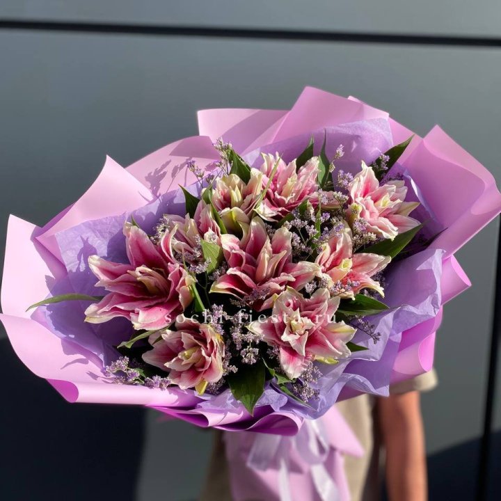 Букет пионовидных лилий №4 в Чебоксарах