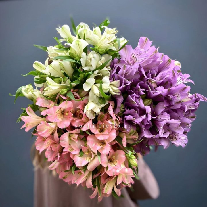 Охапка Альстромерии в Чебоксарах