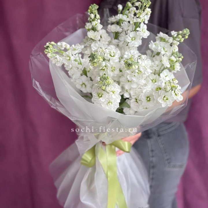 Букет ароматной маттиоллы №1 в Чебоксарах