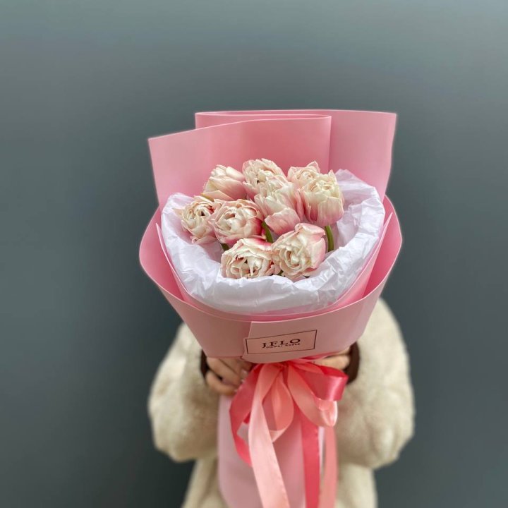 9 нежных тюльпанов в Чебоксарах