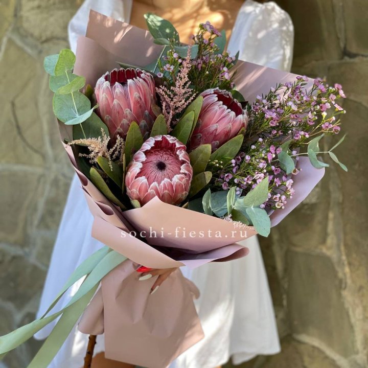 Букет из протеи "Клеопатра"  в Чебоксарах
