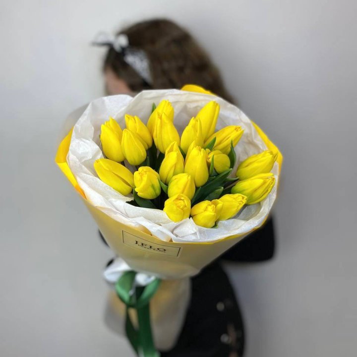  19 жёлтых тюльпанов в Чебоксарах