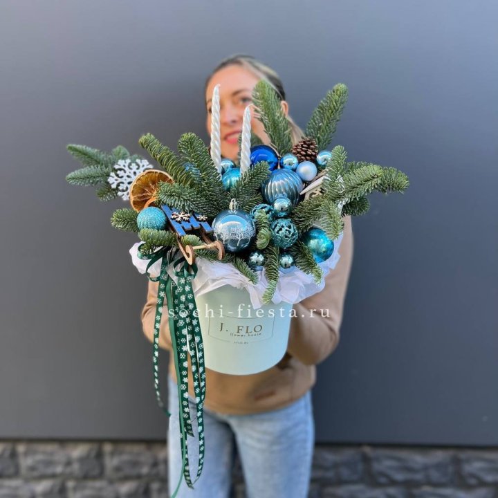 Композиция "Мери крисмас блю" в Чебоксарах