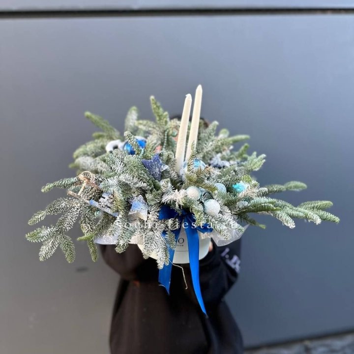 Новогодняя композиция в коробке  в Чебоксарах