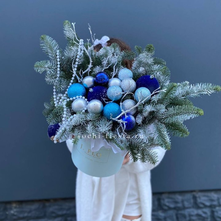 Композиция "Голубая бездна" в Чебоксарах