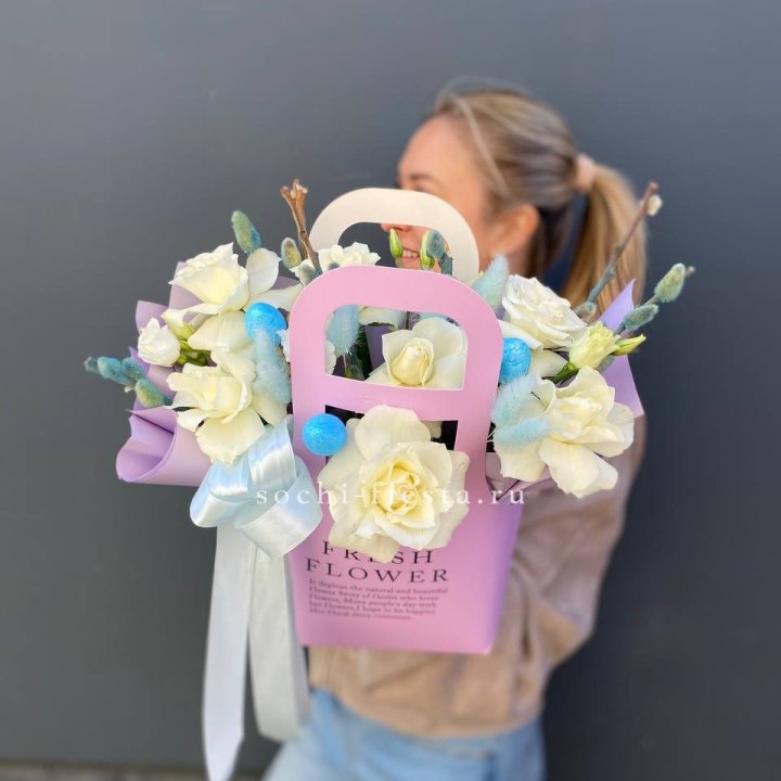 Цветочная сумочка "Пасхальная композиция" в Чебоксарах