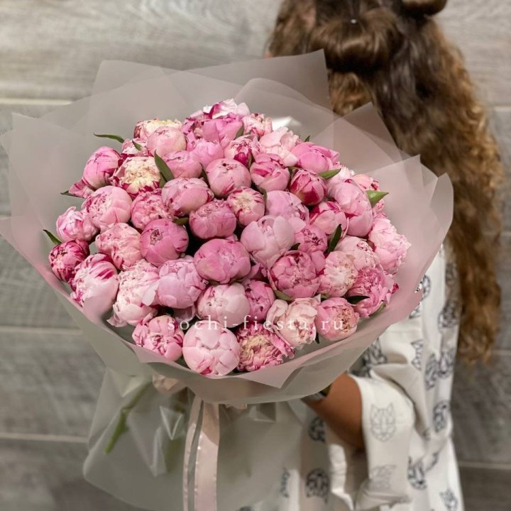 51 розовый пион в Чебоксарах