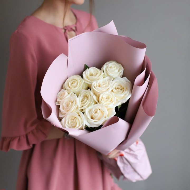 11 белых роз в Чебоксарах