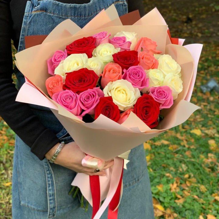 25 роз "Карусель" в Чебоксарах