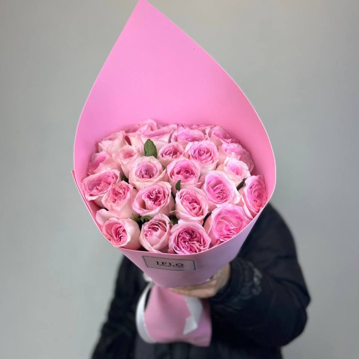 25 нежных роз в Чебоксарах