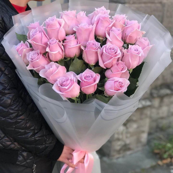 25 высоких розовых роз в Чебоксарах