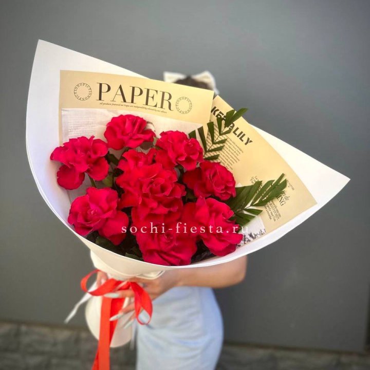 9 Красных французских роз Чико в Чебоксарах