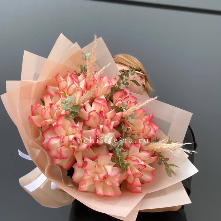 9 Французских роз Джумилия  в Чебоксарах