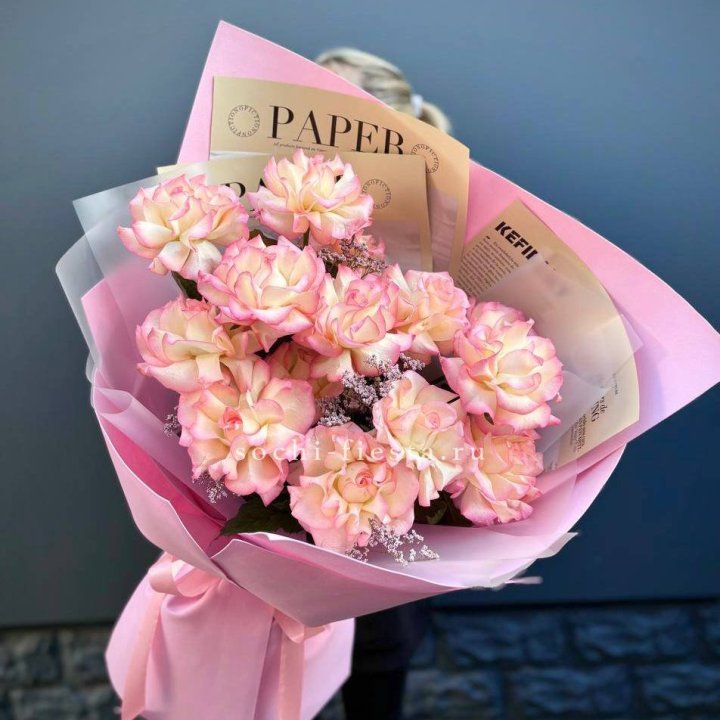 15 французских роз "Джумилия" в Чебоксарах