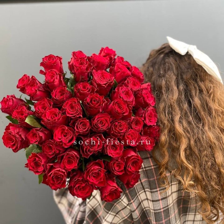 51 красная роза в Чебоксарах