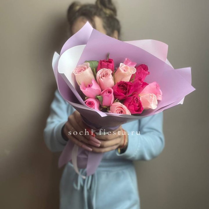 Букет из 15 роз Микс (Кения) в Чебоксарах