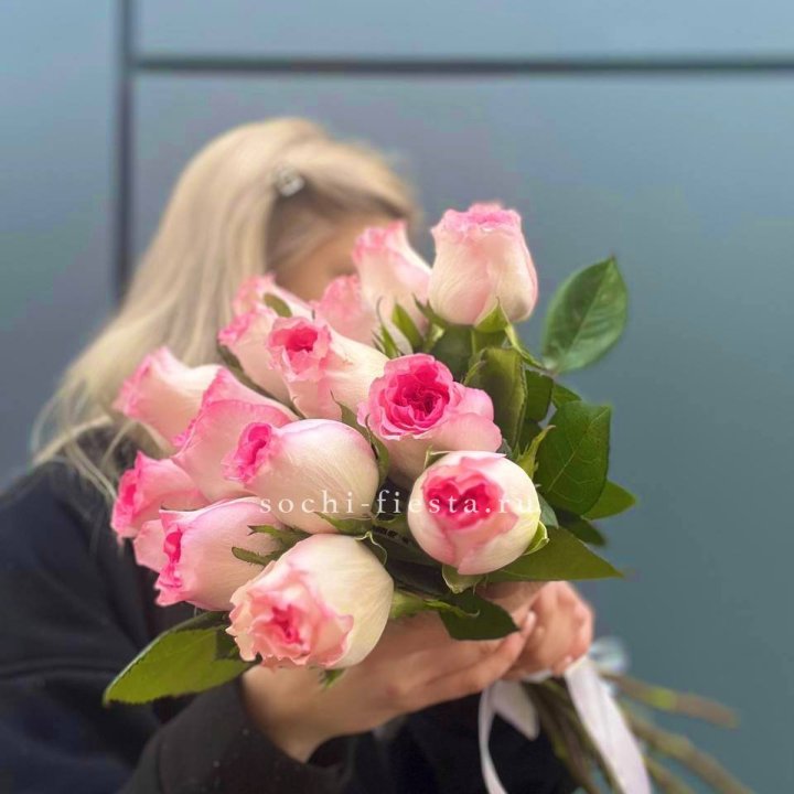 15 роз Мандала в Чебоксарах