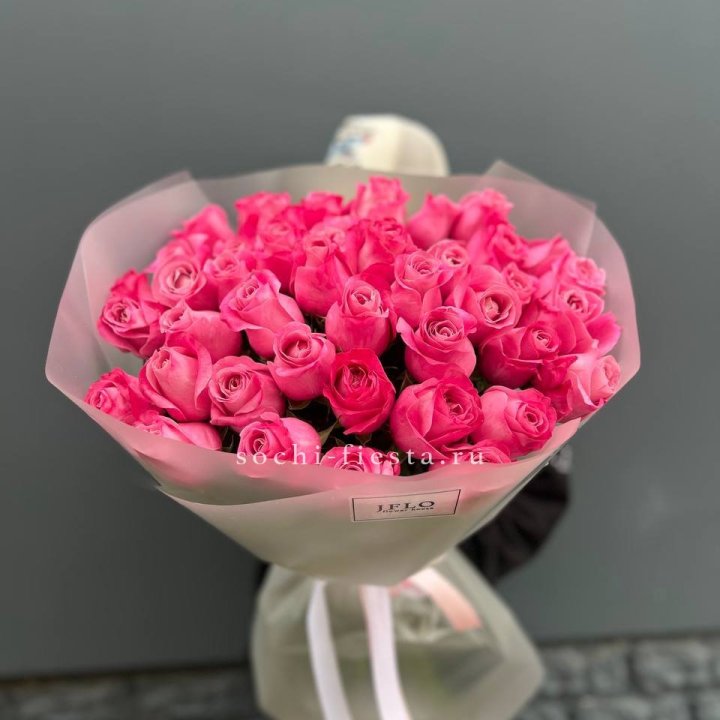 Роза малиновая в Чебоксарах